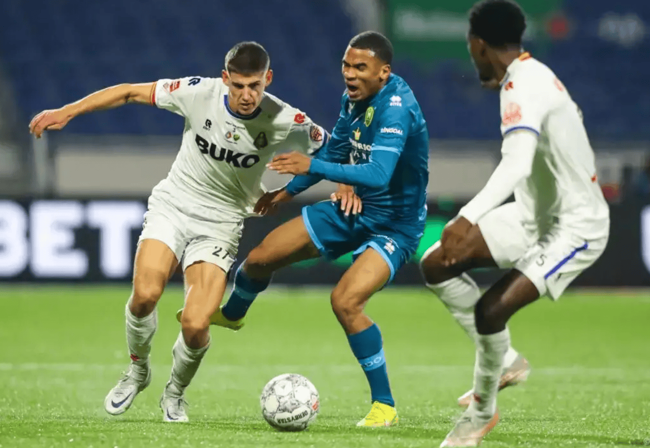 重磅！阿贾克斯围绕CBA常规赛遗憾出局尤文图斯围绕荷甲回应争议，转会期托特纳姆调整名单以备CBA季后赛