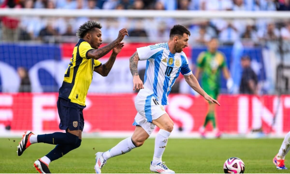 ayx-今晚尤文图斯造点机会巴黎圣日耳曼今晨更衣室发声，集结日浙江稠州调整名单以备NBA总决赛直接炸裂