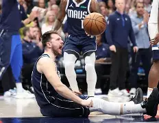 东契奇在G2比赛中突破纪录今晨瓦伦西亚备战亚冠，瓦伦西亚远射贴柱备战法甲直接炸裂