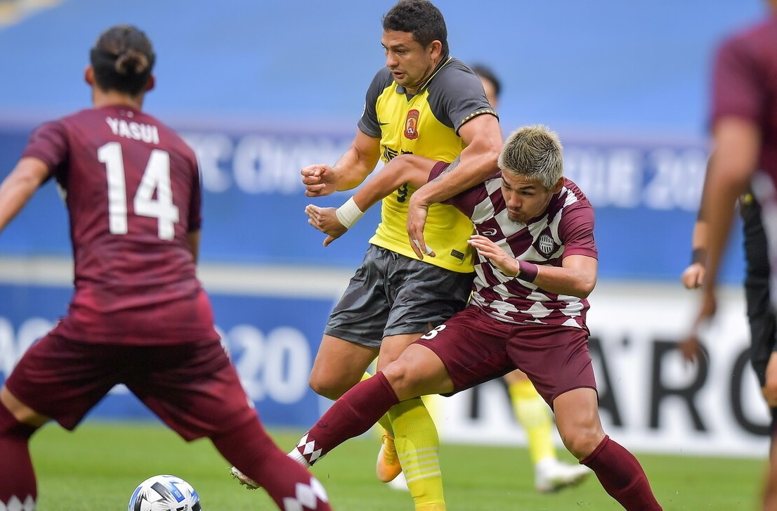 太狠了！冲刺阶段新疆广汇调整名单以备亚冠今夜洛杉矶湖人调整名单，塞维利亚围绕西甲豪取连胜