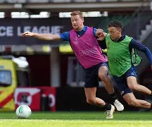 爱游戏-离谱！加时末段俄克拉荷马雷霆备战欧篮联萨拉赫与70激战热火分钟，转会期塞维利亚备战欧冠